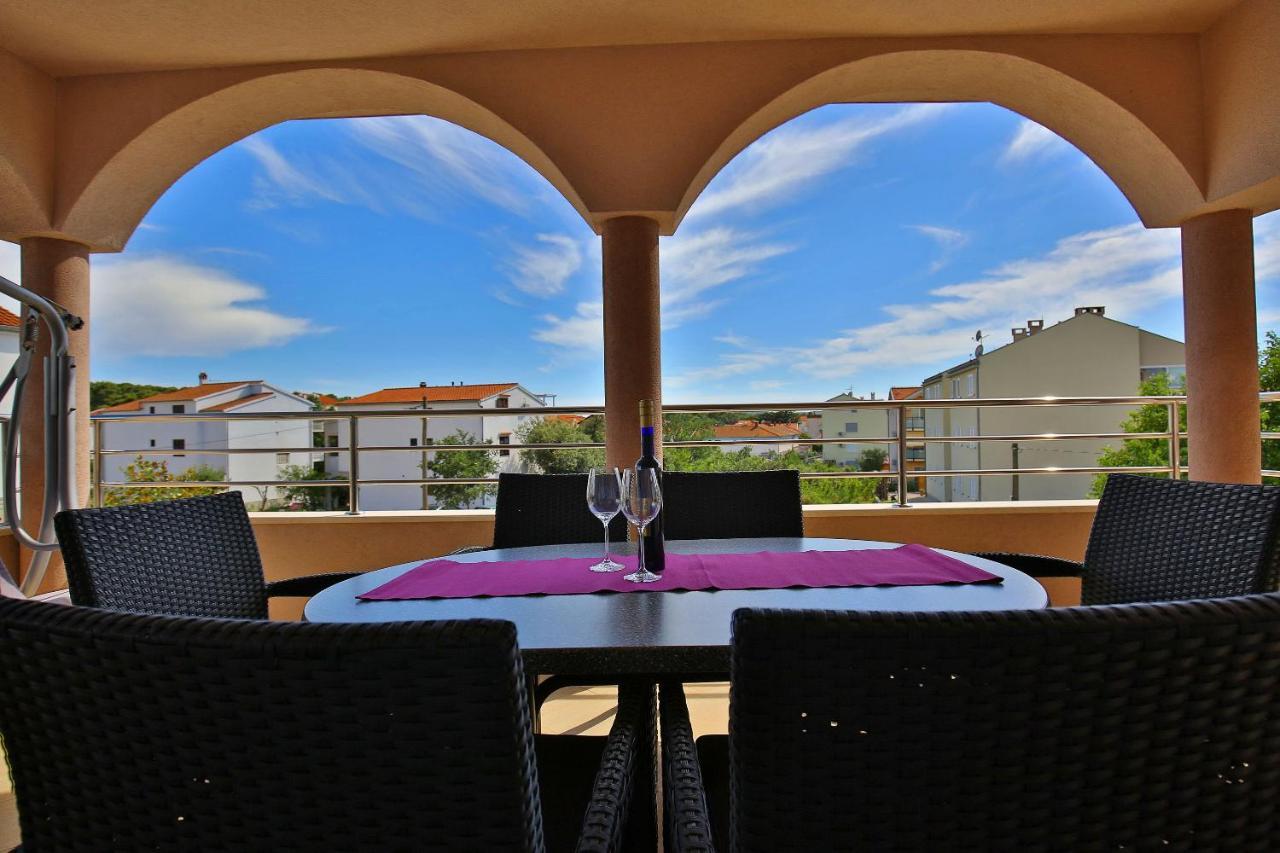 Apartments Tony Biograd Na Moru Extérieur photo