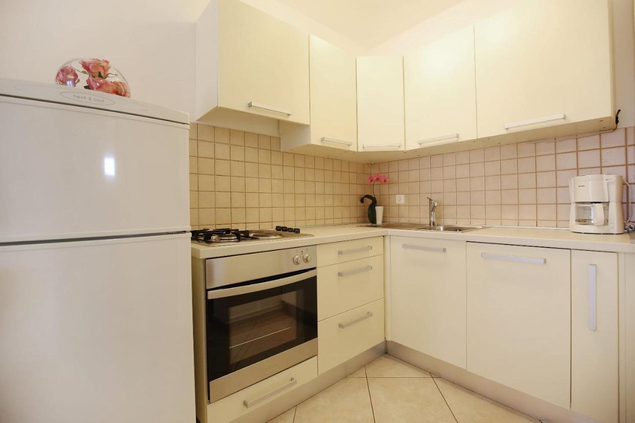 Apartments Tony Biograd Na Moru Extérieur photo
