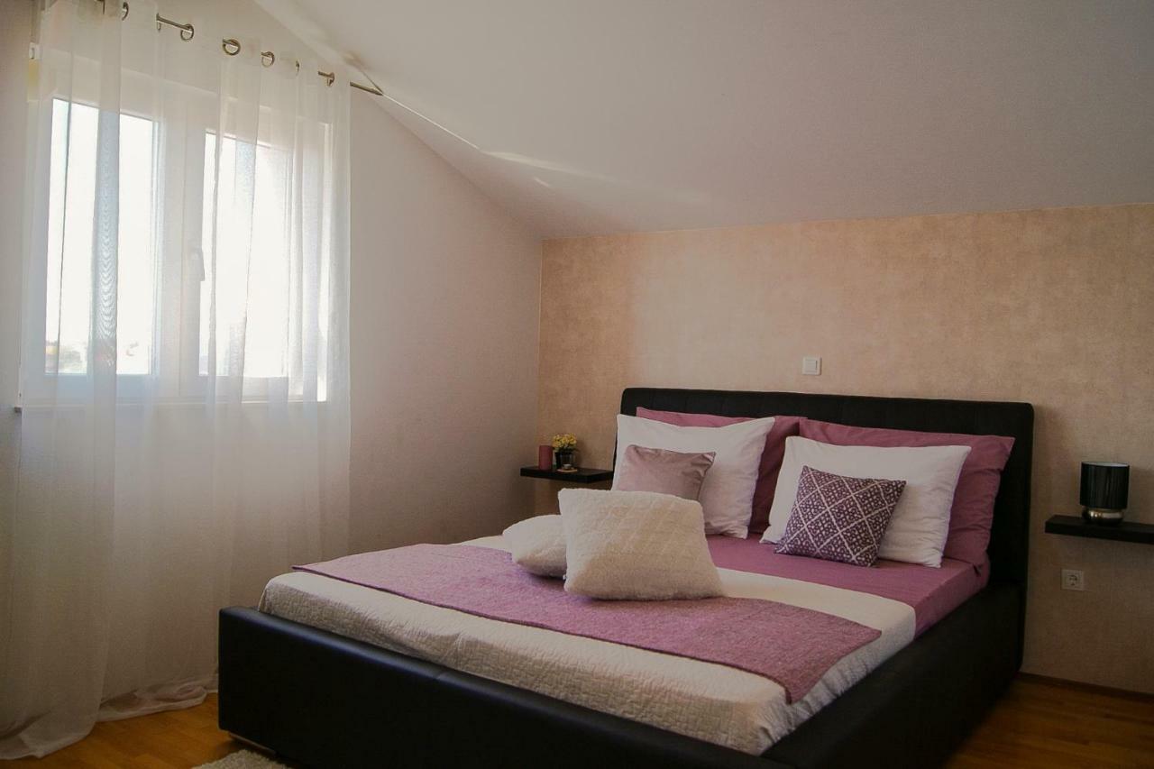Apartments Tony Biograd Na Moru Extérieur photo