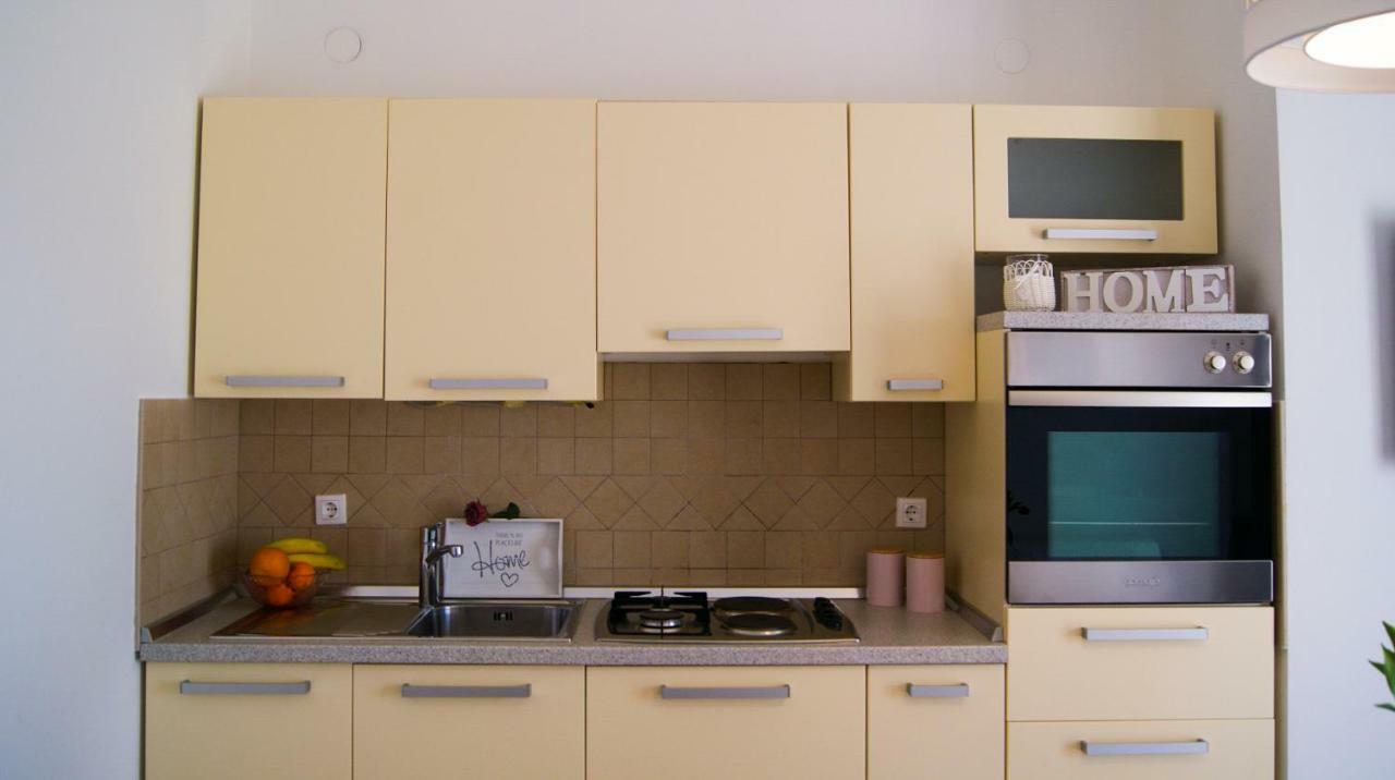 Apartments Tony Biograd Na Moru Extérieur photo