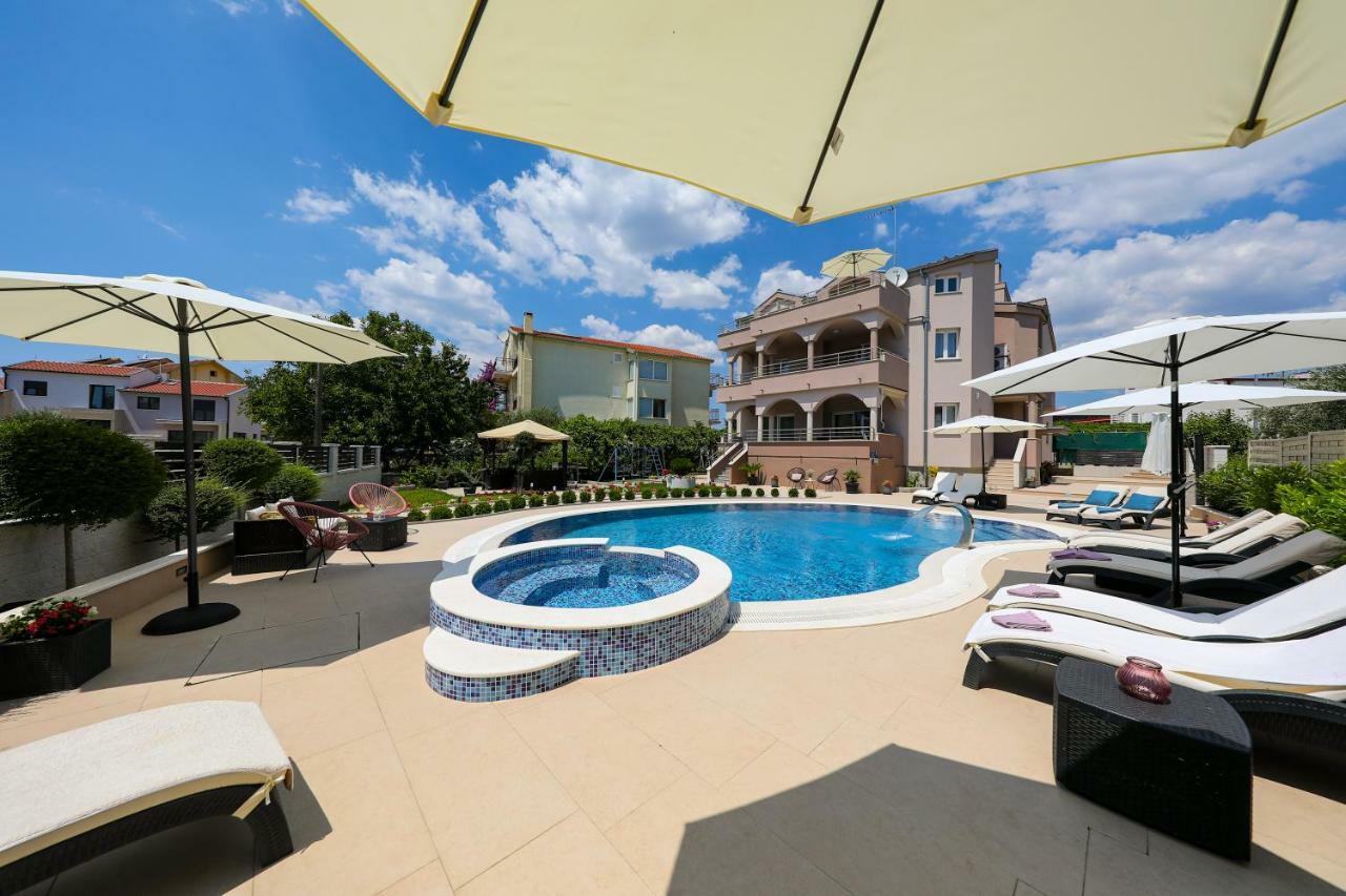 Apartments Tony Biograd Na Moru Extérieur photo