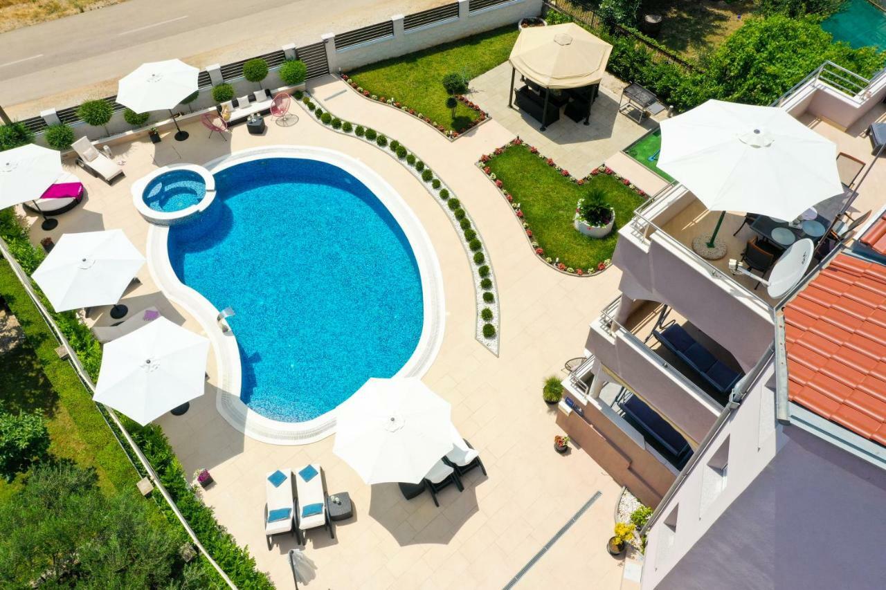 Apartments Tony Biograd Na Moru Extérieur photo
