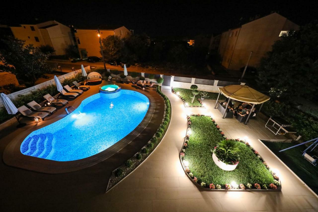 Apartments Tony Biograd Na Moru Extérieur photo